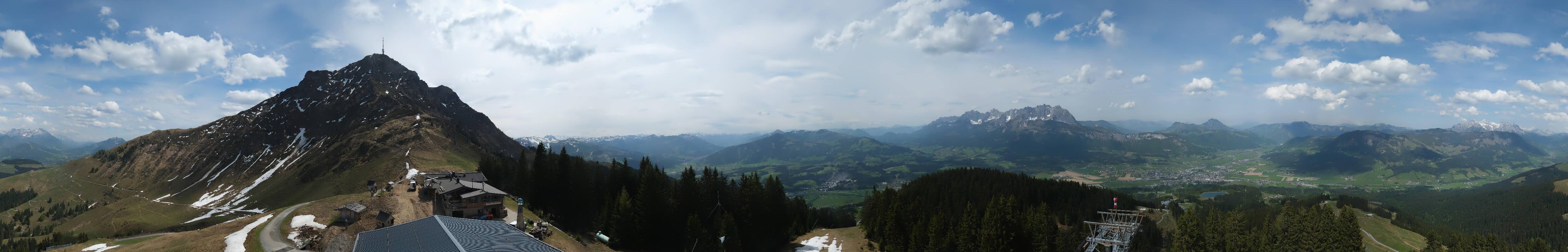 Archived image Webcam St. Johann/Tirol: View from Top Station Harschbichl