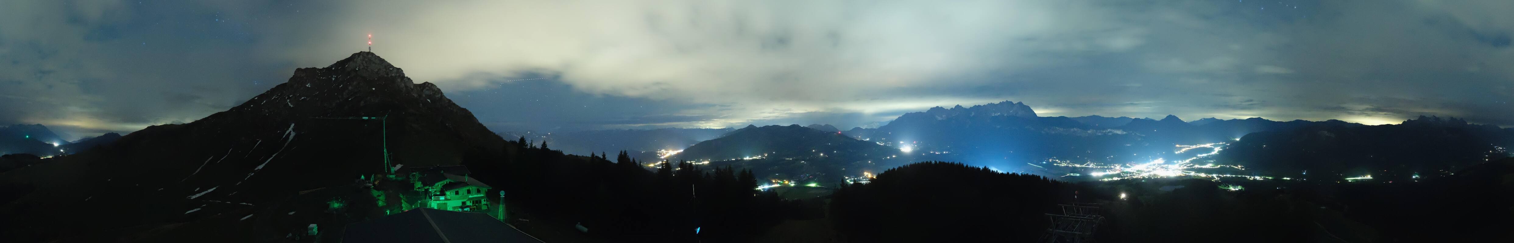 Archiv Foto Webcam St. Johann/Tirol: Blick von der Bergstation Harschbichl