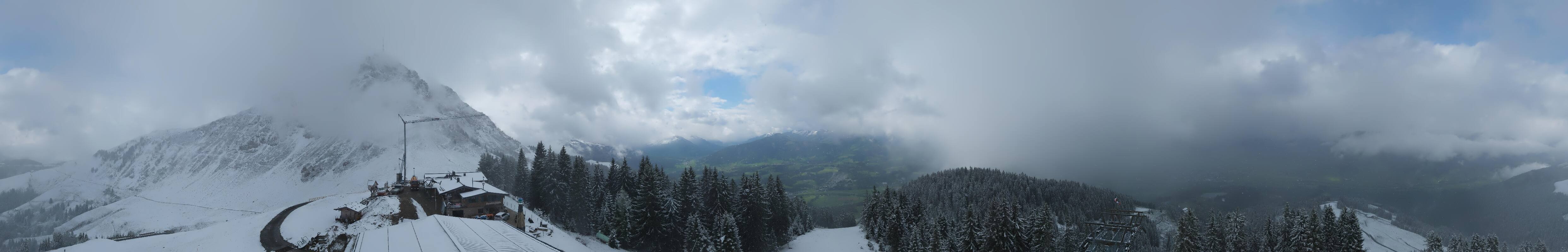 Archived image Webcam St. Johann/Tirol: View from Top Station Harschbichl