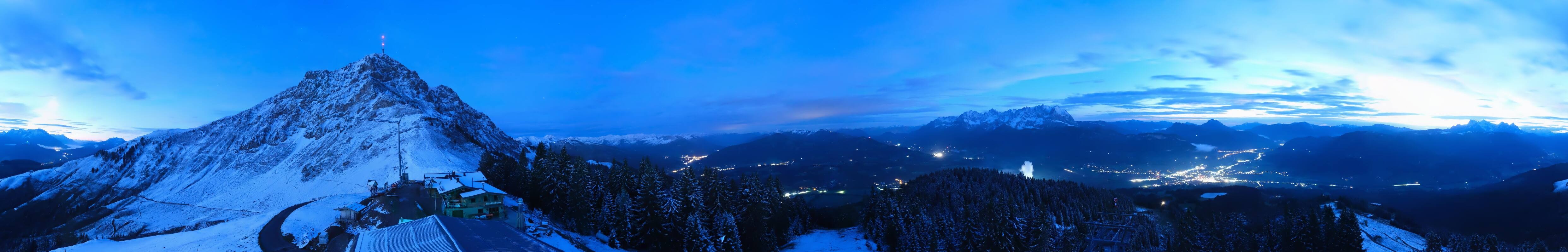 Archiv Foto Webcam St. Johann/Tirol: Blick von der Bergstation Harschbichl