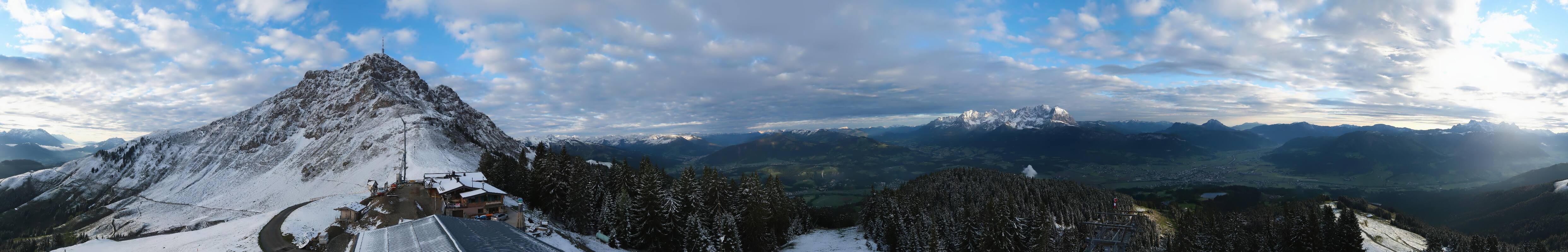 Archiv Foto Webcam St. Johann/Tirol: Blick von der Bergstation Harschbichl