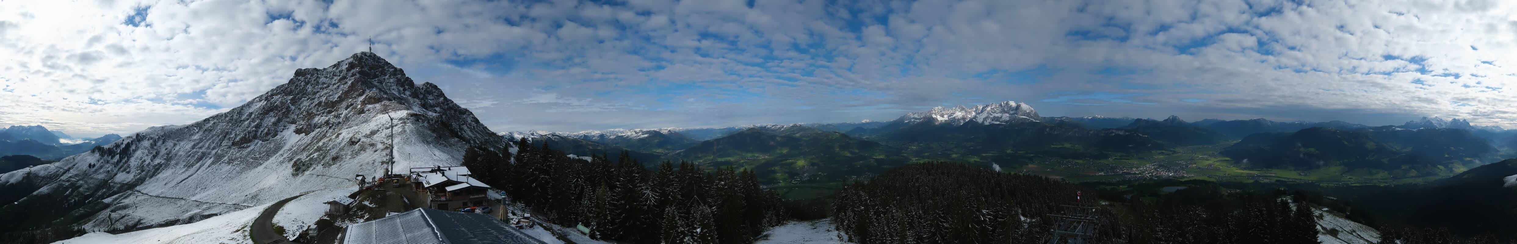 Archiv Foto Webcam St. Johann/Tirol: Blick von der Bergstation Harschbichl