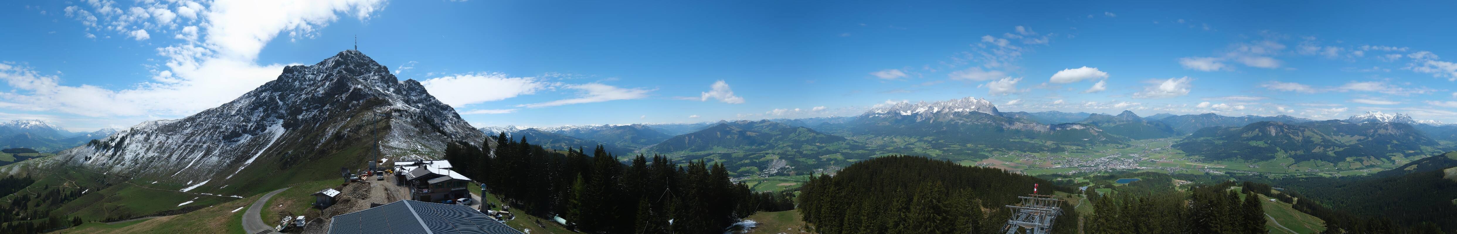 Archiv Foto Webcam St. Johann/Tirol: Blick von der Bergstation Harschbichl