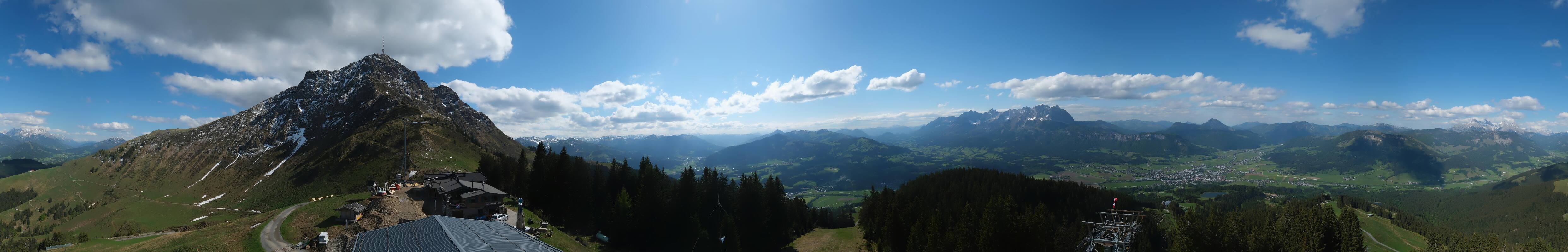 Archiv Foto Webcam St. Johann/Tirol: Blick von der Bergstation Harschbichl