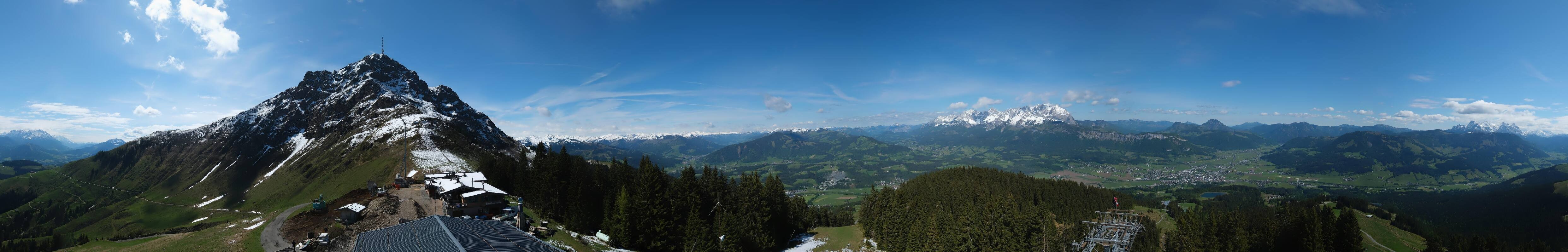 Archiv Foto Webcam St. Johann/Tirol: Blick von der Bergstation Harschbichl