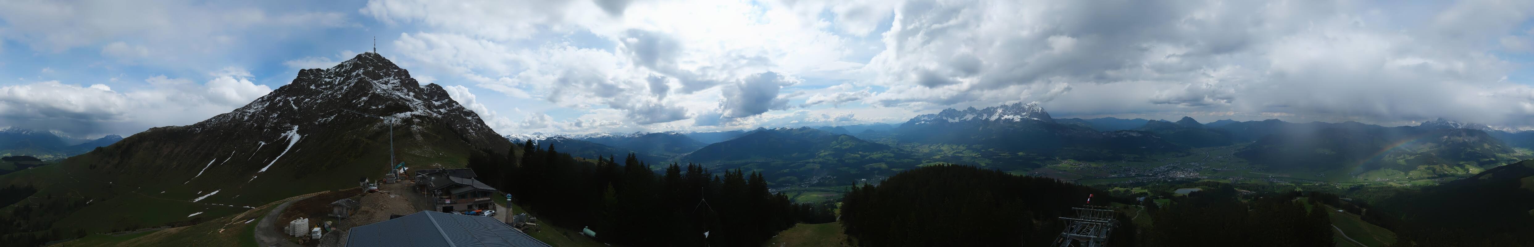Archiv Foto Webcam St. Johann/Tirol: Blick von der Bergstation Harschbichl