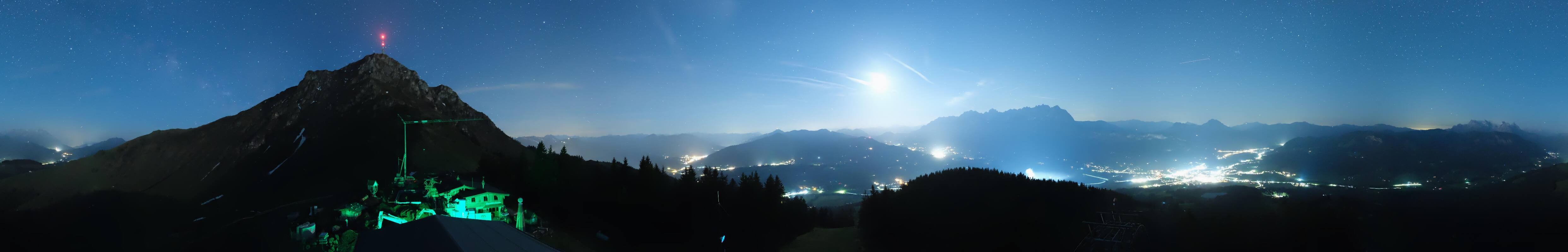 Archiv Foto Webcam St. Johann/Tirol: Blick von der Bergstation Harschbichl