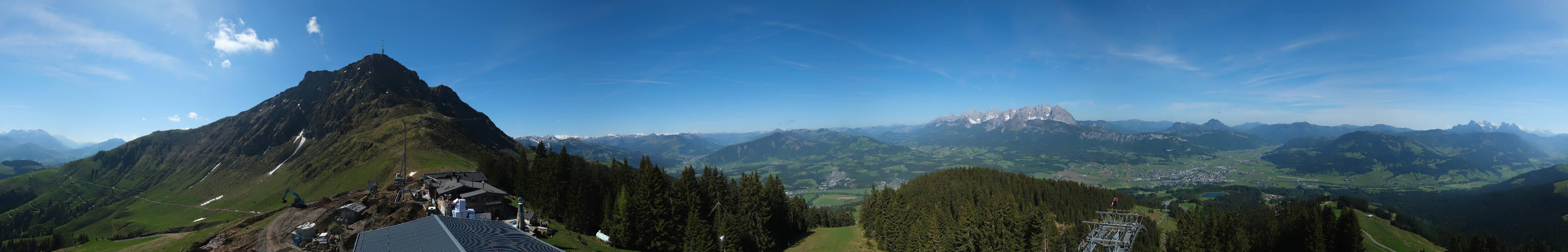 Archiv Foto Webcam St. Johann/Tirol: Blick von der Bergstation Harschbichl