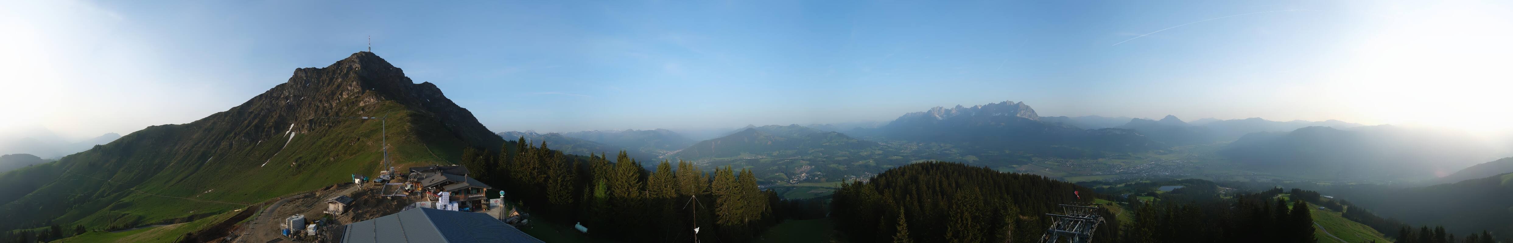 Archiv Foto Webcam St. Johann/Tirol: Blick von der Bergstation Harschbichl
