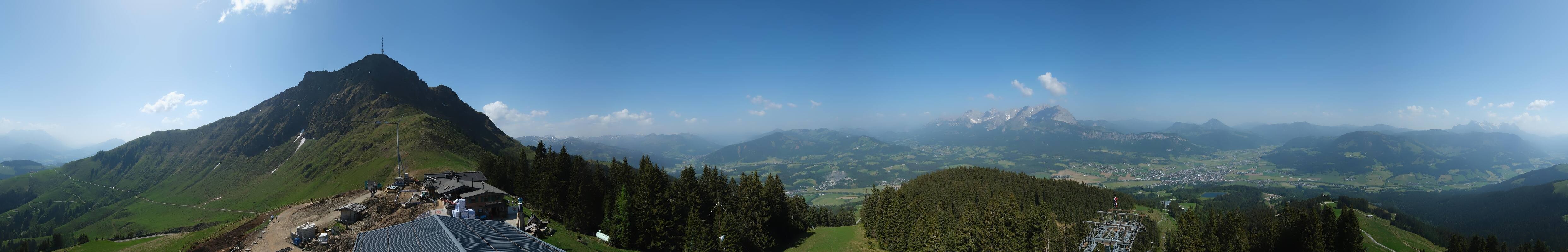 Archiv Foto Webcam St. Johann/Tirol: Blick von der Bergstation Harschbichl