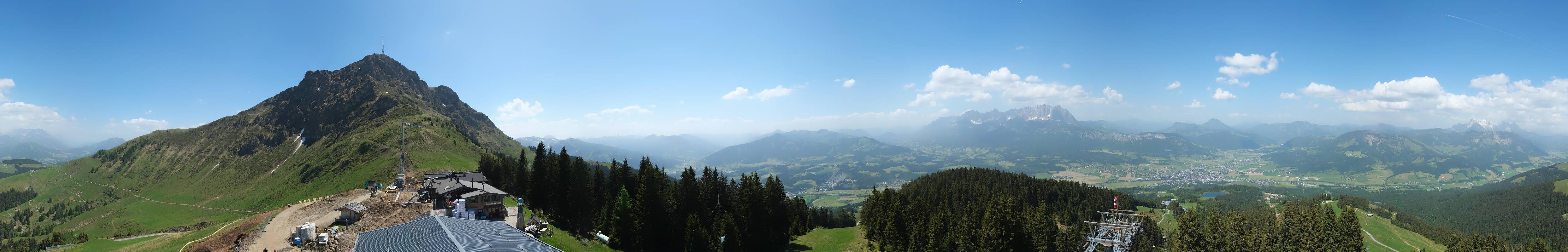 Archiv Foto Webcam St. Johann/Tirol: Blick von der Bergstation Harschbichl