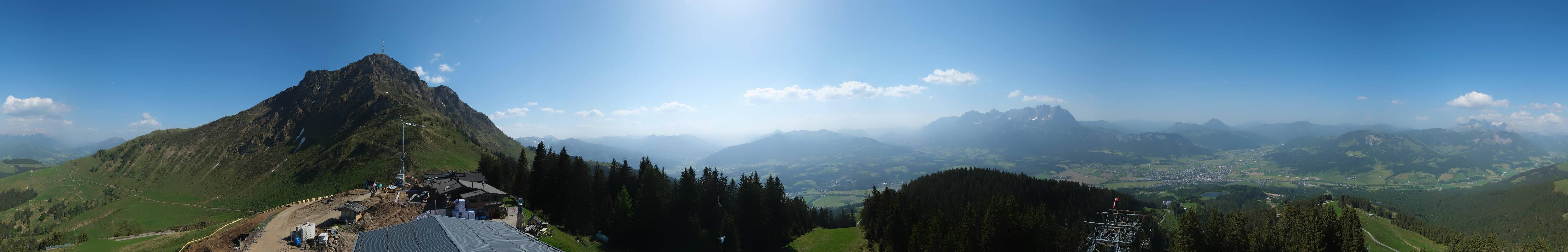 Archiv Foto Webcam St. Johann/Tirol: Blick von der Bergstation Harschbichl