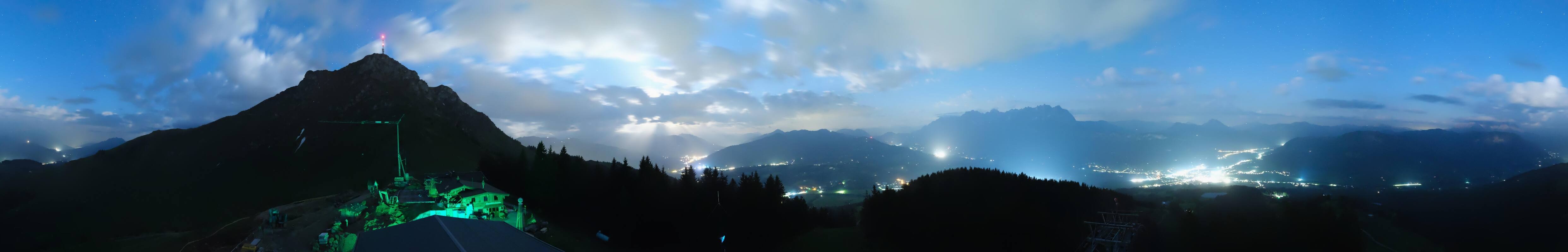 Archiv Foto Webcam St. Johann/Tirol: Blick von der Bergstation Harschbichl