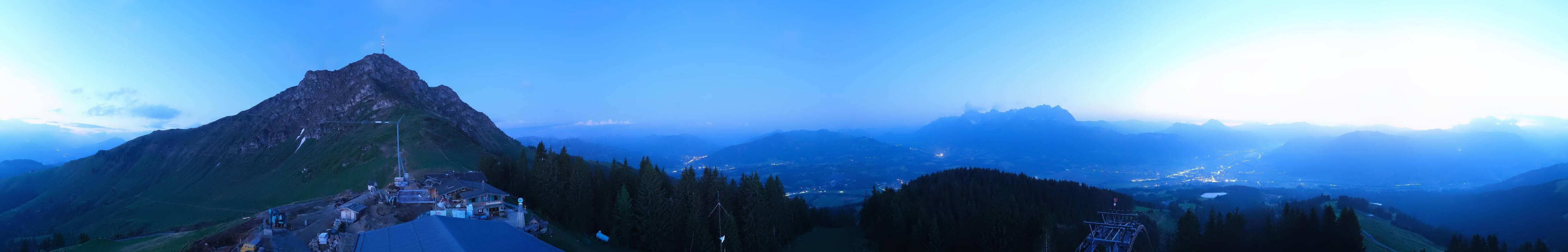 Archiv Foto Webcam St. Johann/Tirol: Blick von der Bergstation Harschbichl