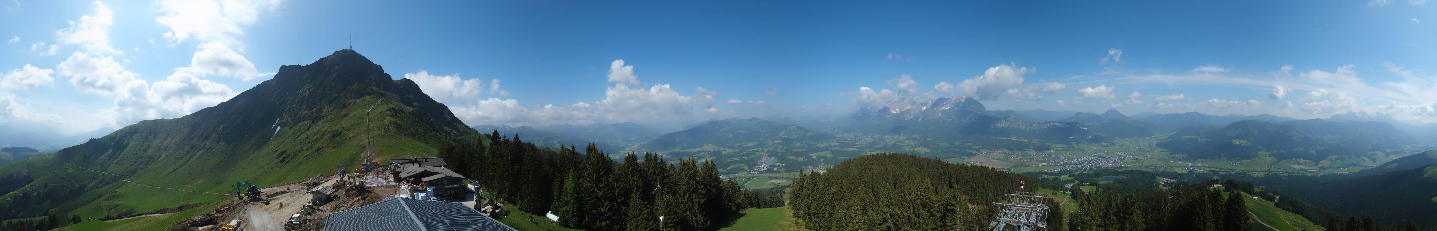 Archived image Webcam St. Johann/Tirol: View from Top Station Harschbichl