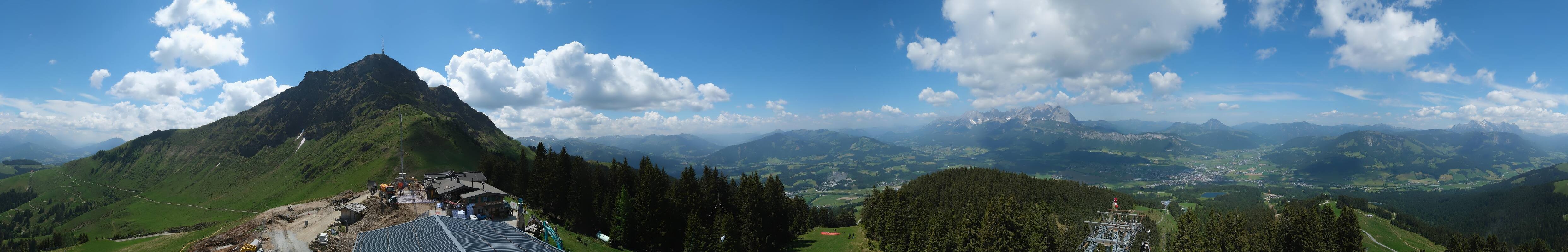 Archived image Webcam St. Johann/Tirol: View from Top Station Harschbichl