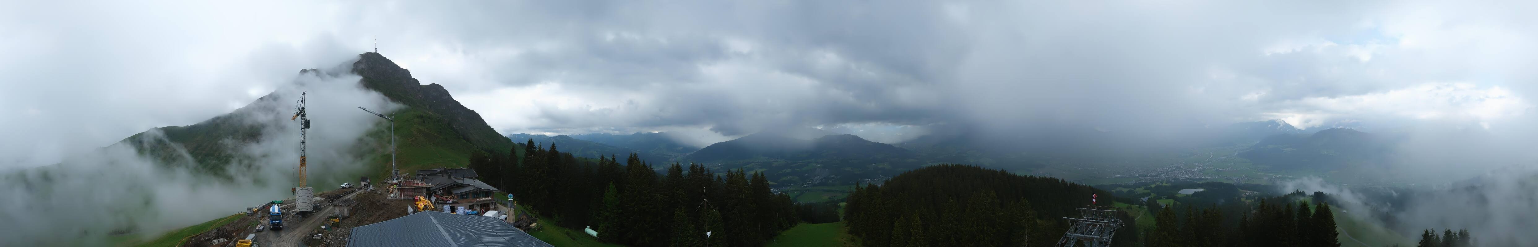 Archiv Foto Webcam St. Johann/Tirol: Blick von der Bergstation Harschbichl