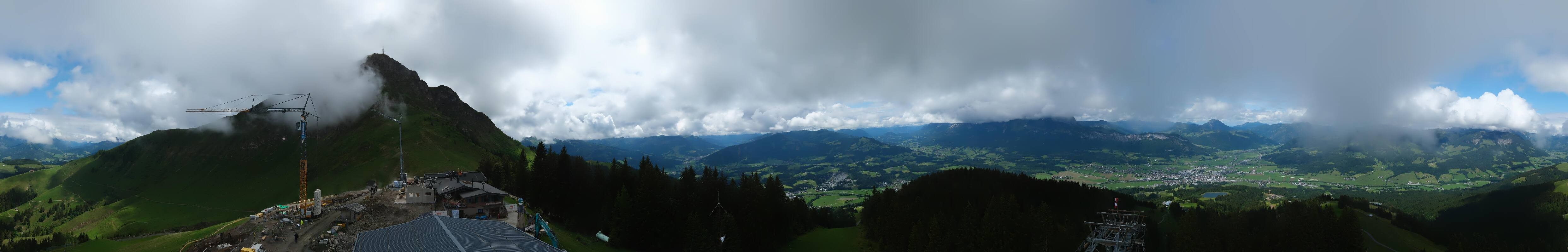 Archiv Foto Webcam St. Johann/Tirol: Blick von der Bergstation Harschbichl