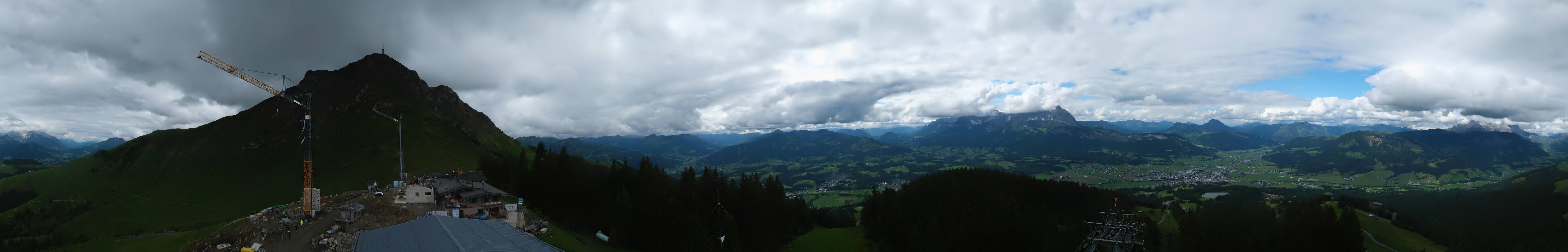 Archiv Foto Webcam St. Johann/Tirol: Blick von der Bergstation Harschbichl