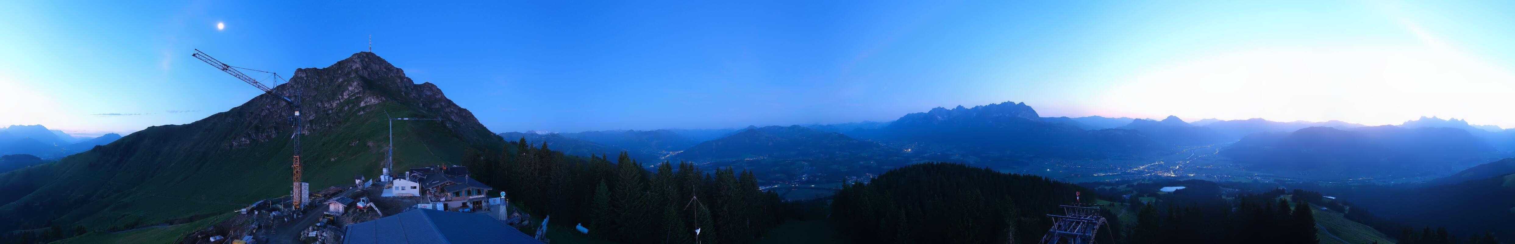Archiv Foto Webcam St. Johann/Tirol: Blick von der Bergstation Harschbichl