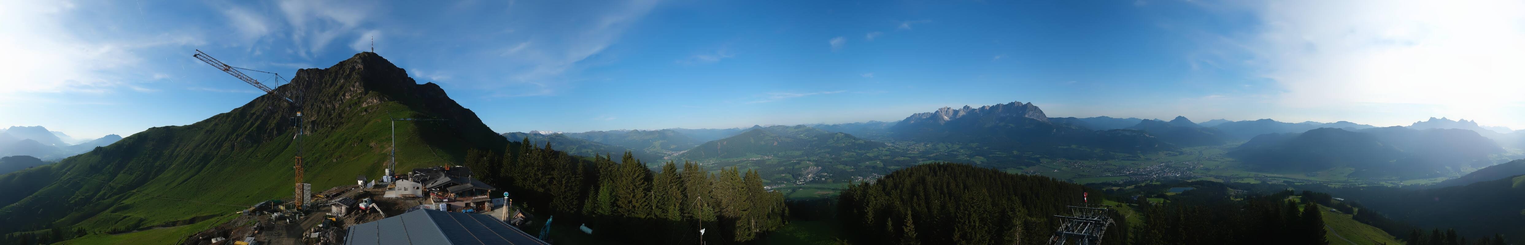 Archiv Foto Webcam St. Johann/Tirol: Blick von der Bergstation Harschbichl