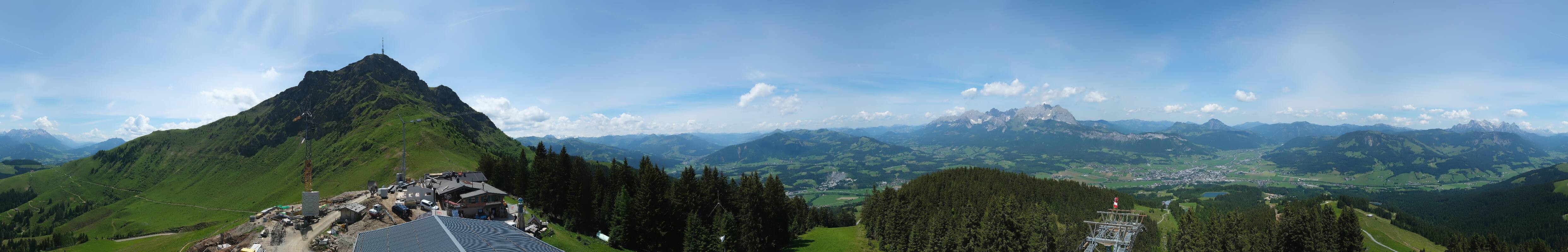 Archiv Foto Webcam St. Johann/Tirol: Blick von der Bergstation Harschbichl