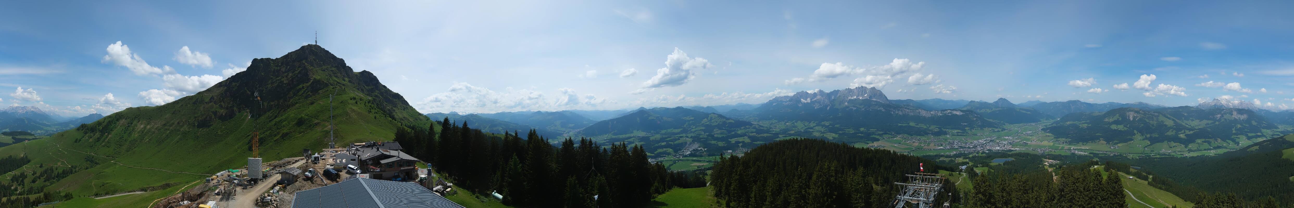Archiv Foto Webcam St. Johann/Tirol: Blick von der Bergstation Harschbichl
