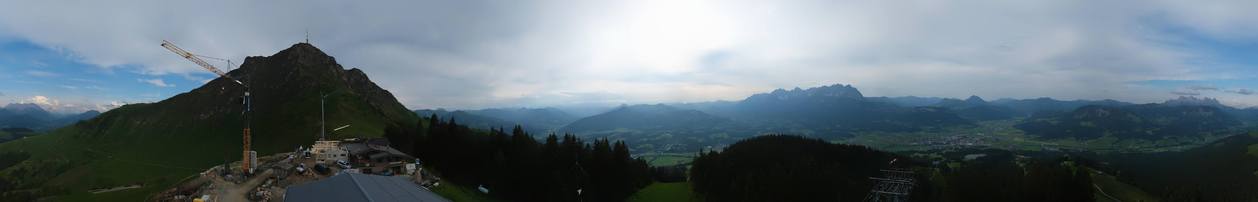 Archiv Foto Webcam St. Johann/Tirol: Blick von der Bergstation Harschbichl