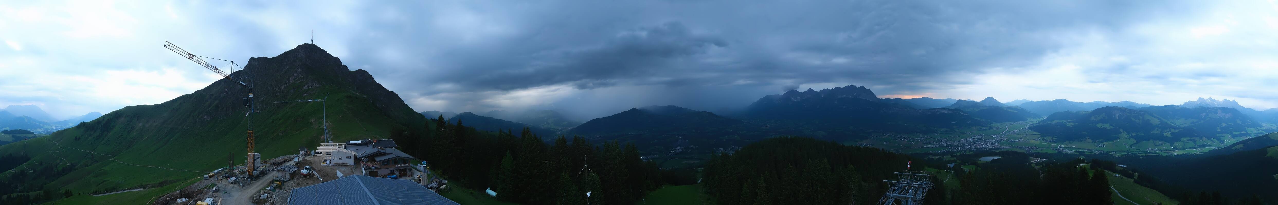 Archiv Foto Webcam St. Johann/Tirol: Blick von der Bergstation Harschbichl