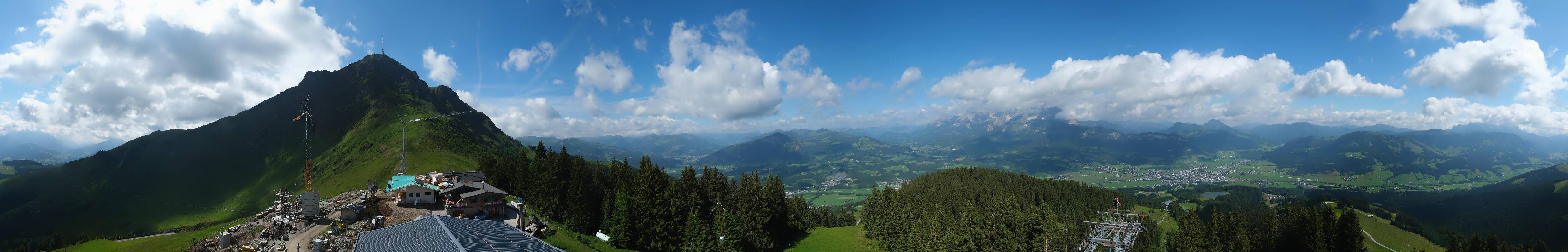 Archiv Foto Webcam St. Johann/Tirol: Blick von der Bergstation Harschbichl