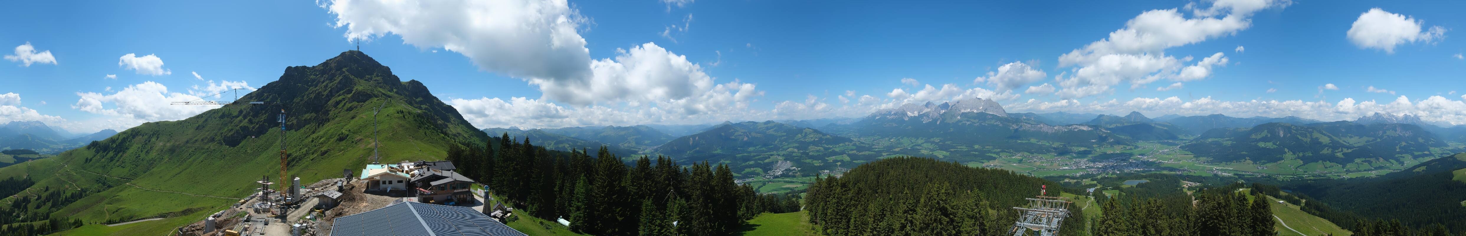Archiv Foto Webcam St. Johann/Tirol: Blick von der Bergstation Harschbichl