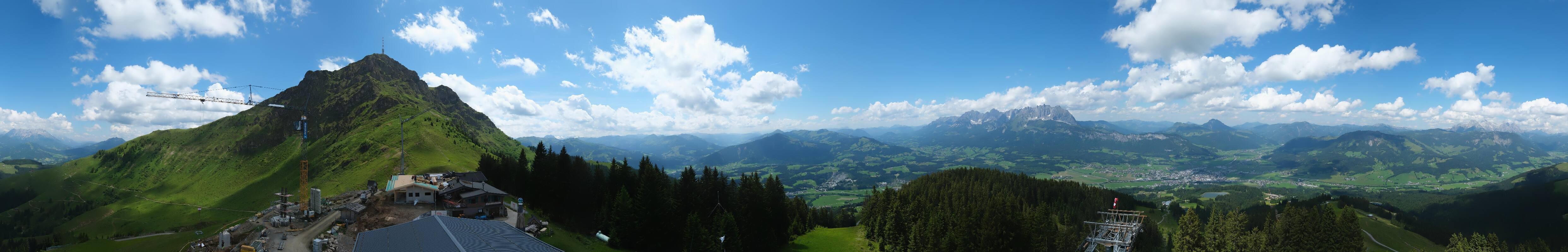 Archiv Foto Webcam St. Johann/Tirol: Blick von der Bergstation Harschbichl