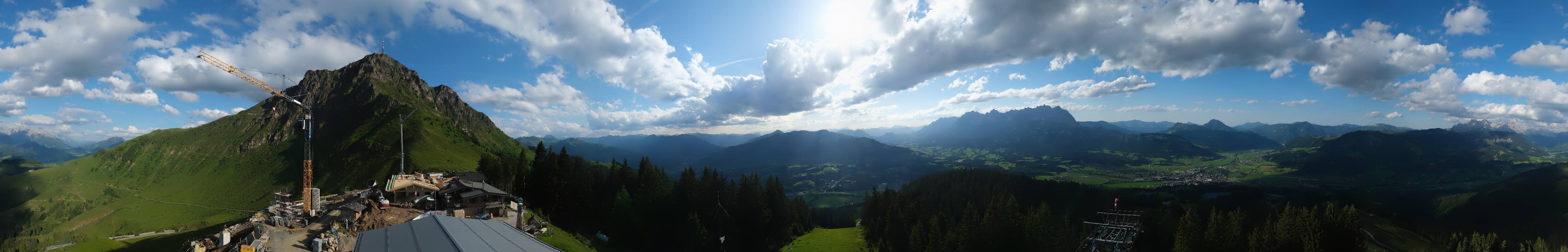 Archiv Foto Webcam St. Johann/Tirol: Blick von der Bergstation Harschbichl
