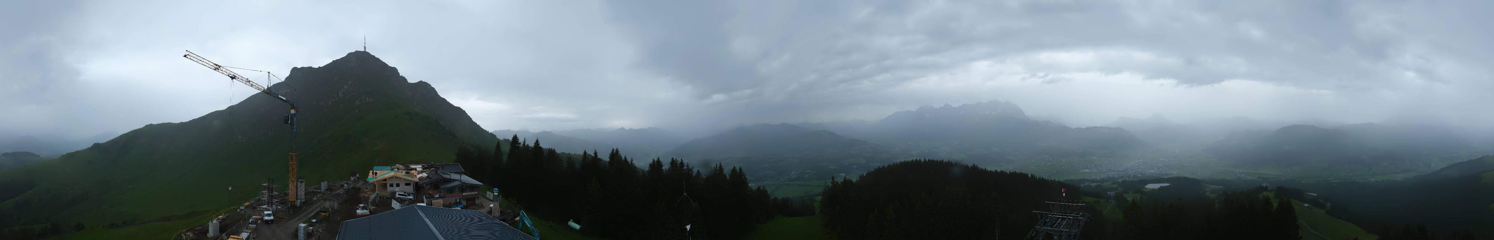 Archiv Foto Webcam St. Johann/Tirol: Blick von der Bergstation Harschbichl