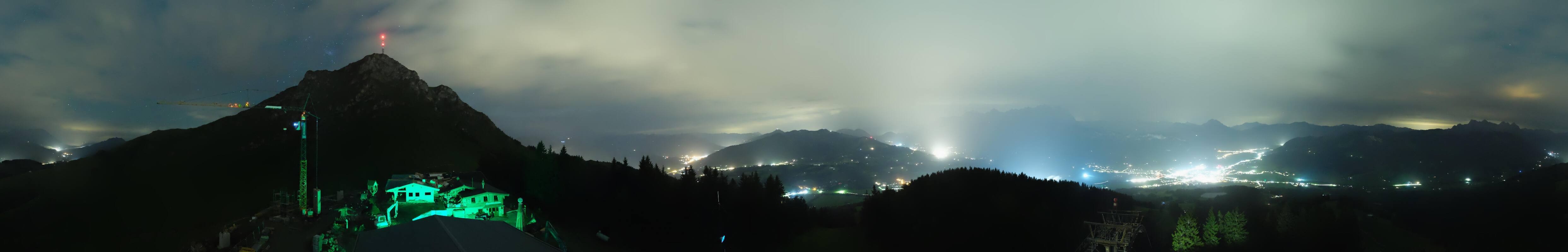 Archived image Webcam St. Johann/Tirol: View from Top Station Harschbichl