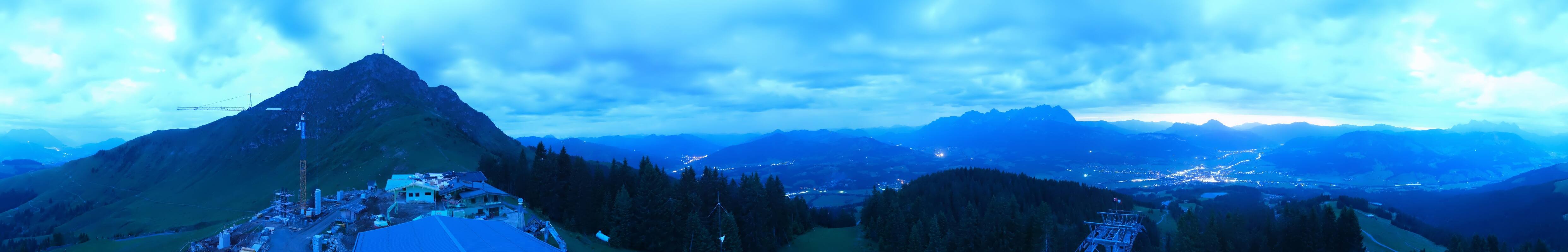 Archiv Foto Webcam St. Johann/Tirol: Blick von der Bergstation Harschbichl