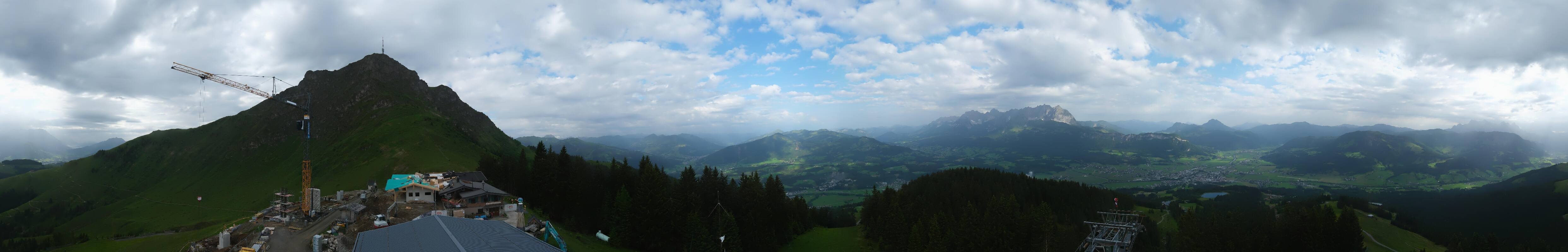 Archiv Foto Webcam St. Johann/Tirol: Blick von der Bergstation Harschbichl