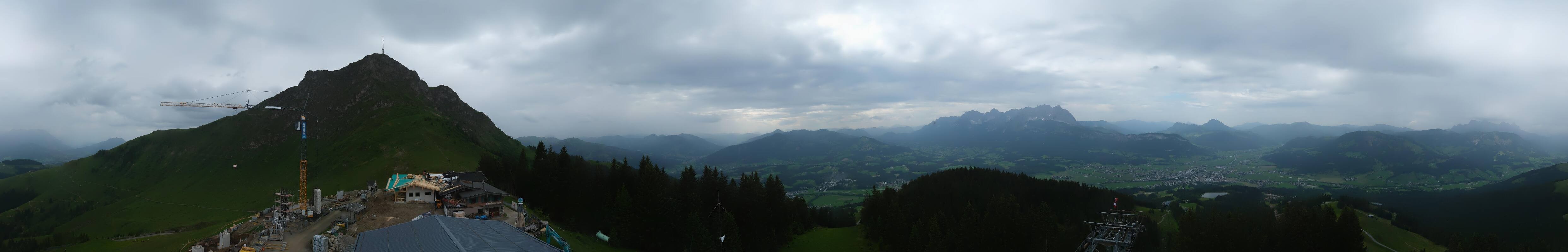 Archiv Foto Webcam St. Johann/Tirol: Blick von der Bergstation Harschbichl
