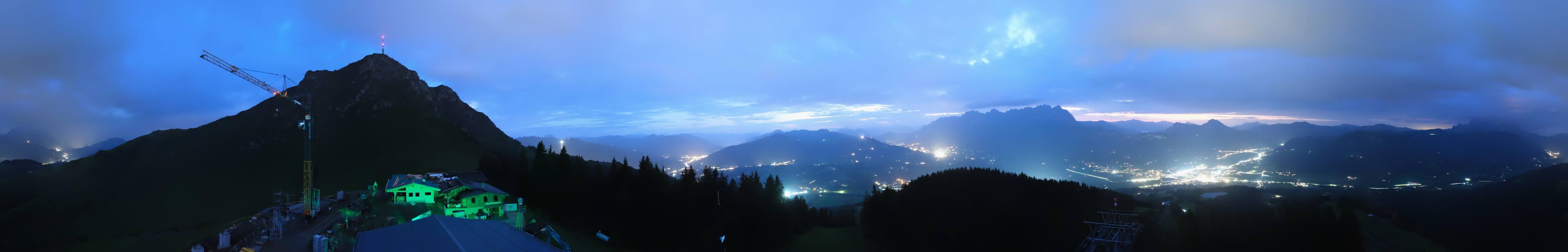 Archiv Foto Webcam St. Johann/Tirol: Blick von der Bergstation Harschbichl