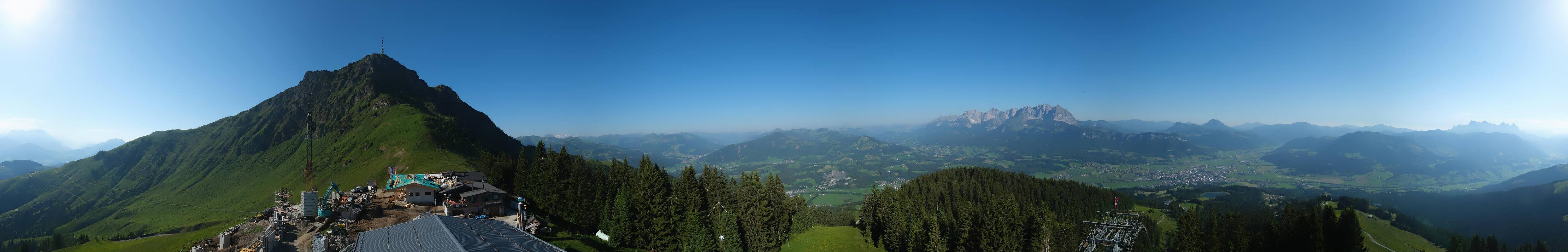 Archiv Foto Webcam St. Johann/Tirol: Blick von der Bergstation Harschbichl