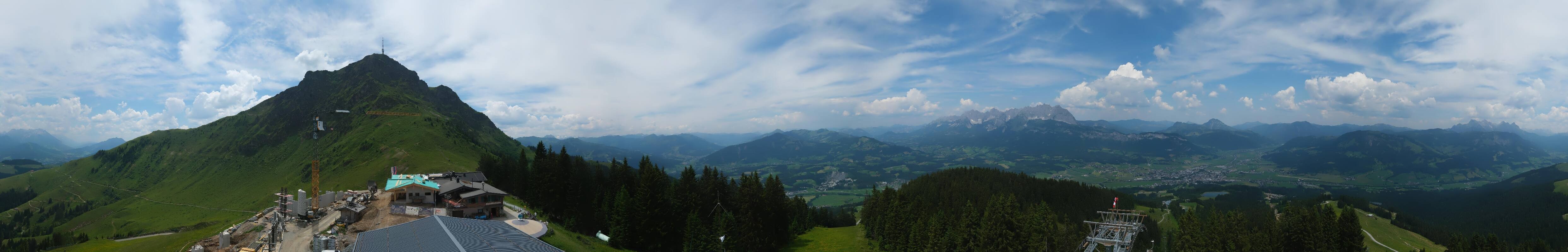 Archiv Foto Webcam St. Johann/Tirol: Blick von der Bergstation Harschbichl