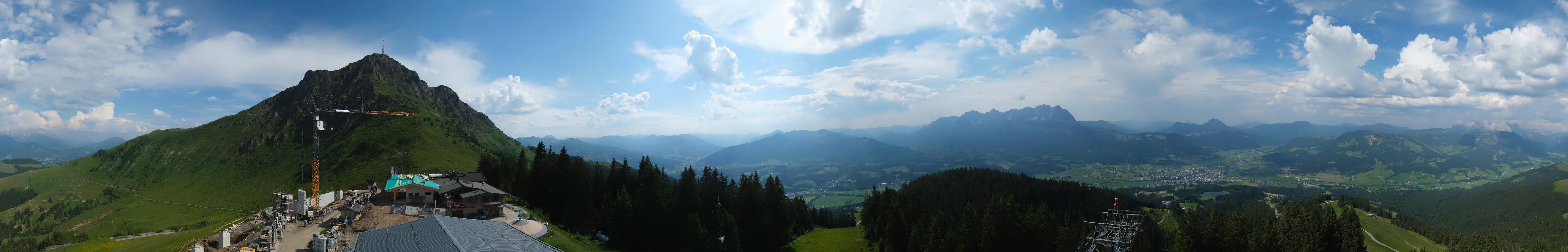 Archiv Foto Webcam St. Johann/Tirol: Blick von der Bergstation Harschbichl