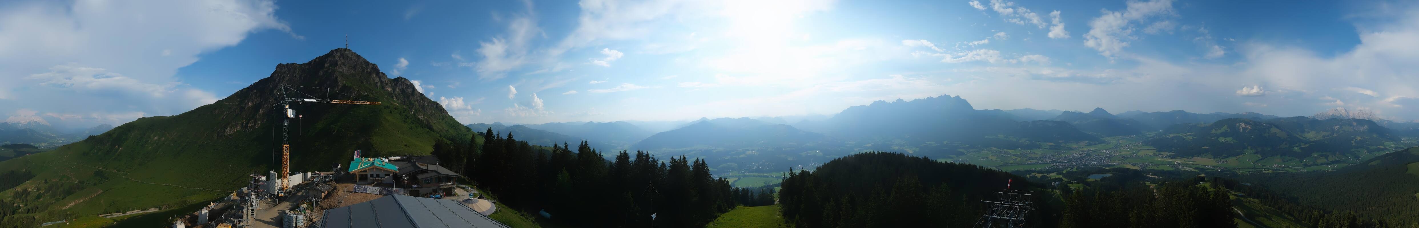 Archiv Foto Webcam St. Johann/Tirol: Blick von der Bergstation Harschbichl