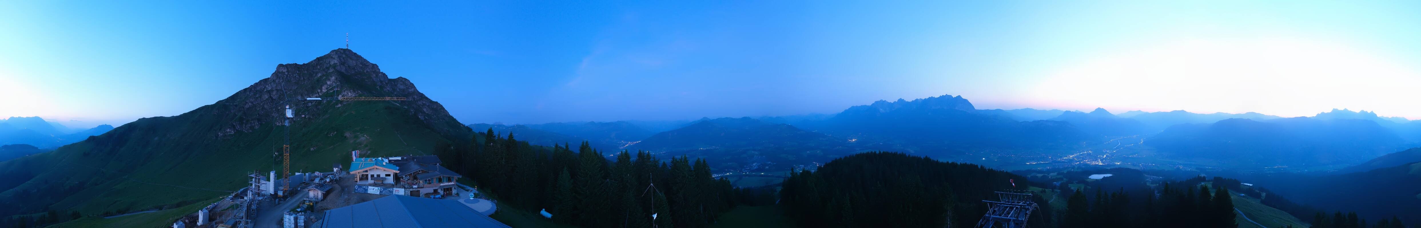 Archiv Foto Webcam St. Johann/Tirol: Blick von der Bergstation Harschbichl