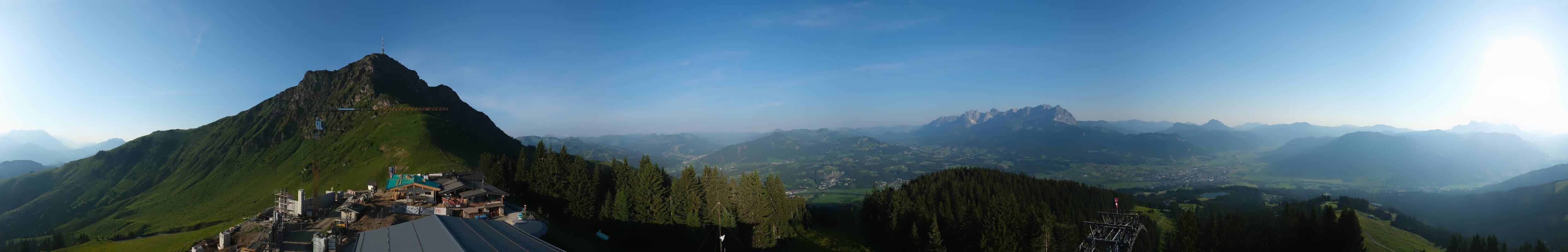 Archiv Foto Webcam St. Johann/Tirol: Blick von der Bergstation Harschbichl