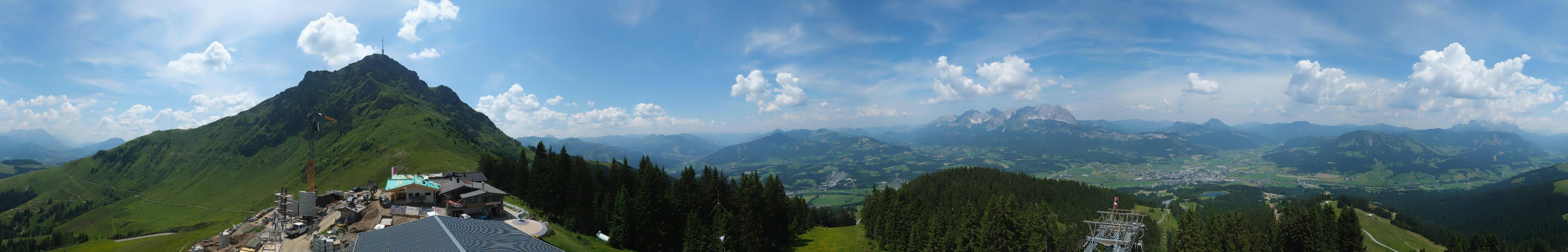 Archiv Foto Webcam St. Johann/Tirol: Blick von der Bergstation Harschbichl