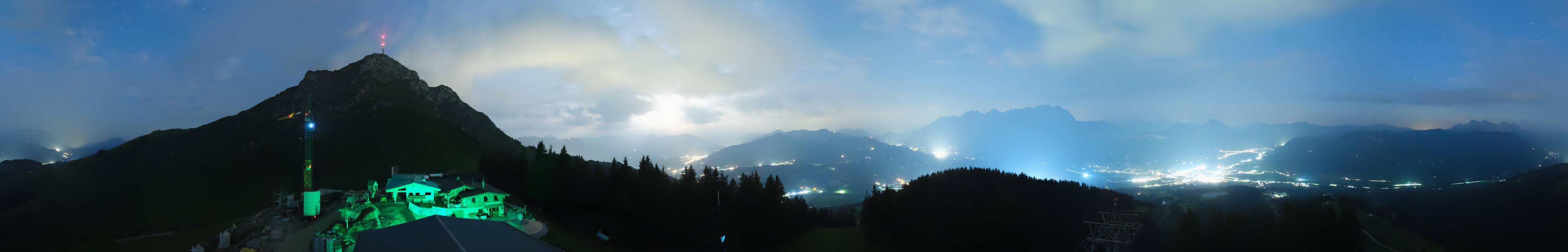Archiv Foto Webcam St. Johann/Tirol: Blick von der Bergstation Harschbichl
