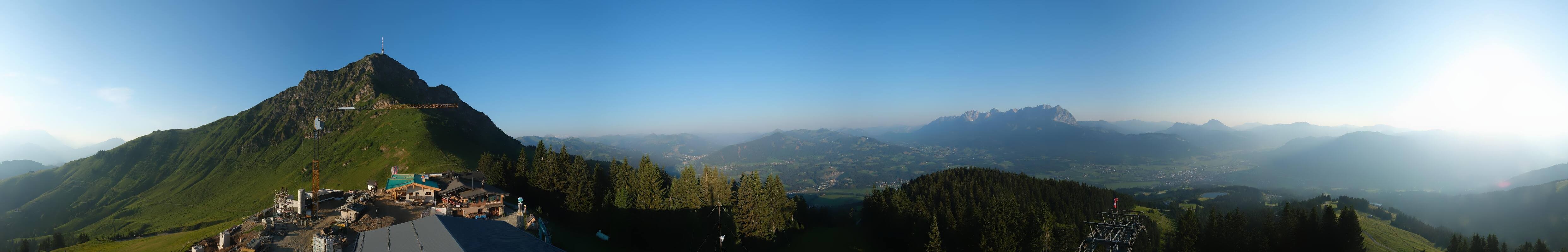 Archived image Webcam St. Johann/Tirol: View from Top Station Harschbichl