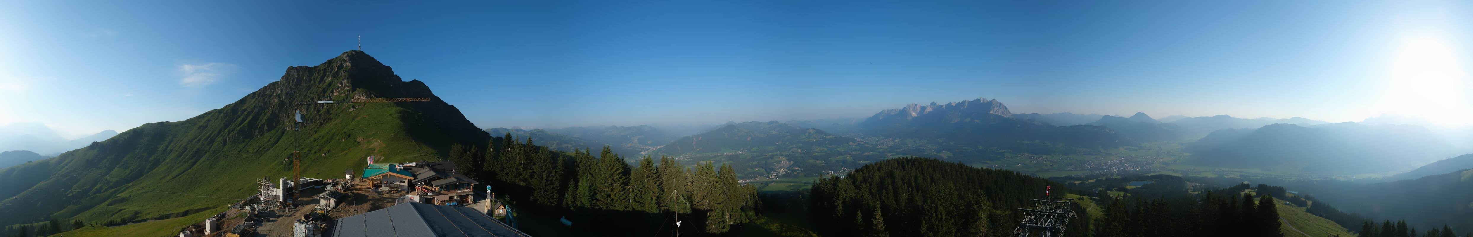 Archived image Webcam St. Johann/Tirol: View from Top Station Harschbichl