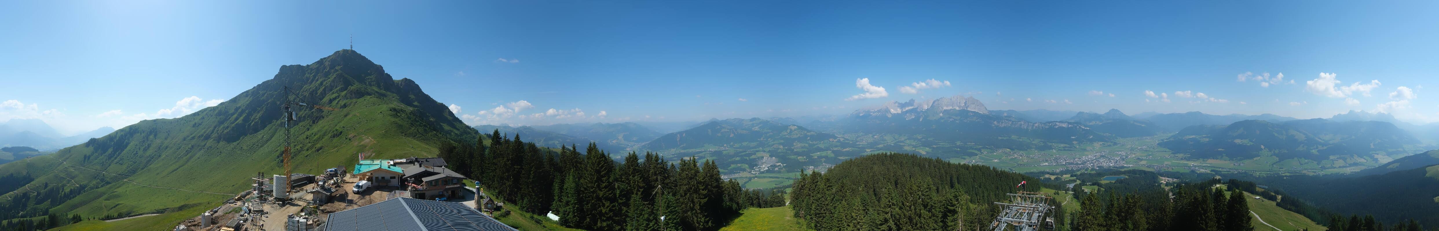 Archived image Webcam St. Johann/Tirol: View from Top Station Harschbichl